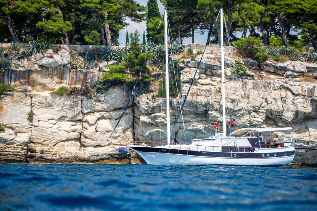 San charter yacht croatia
