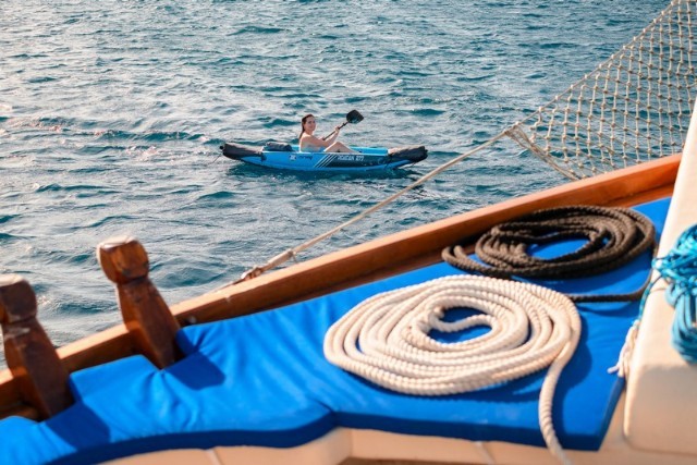 Dona charter yacht croatia