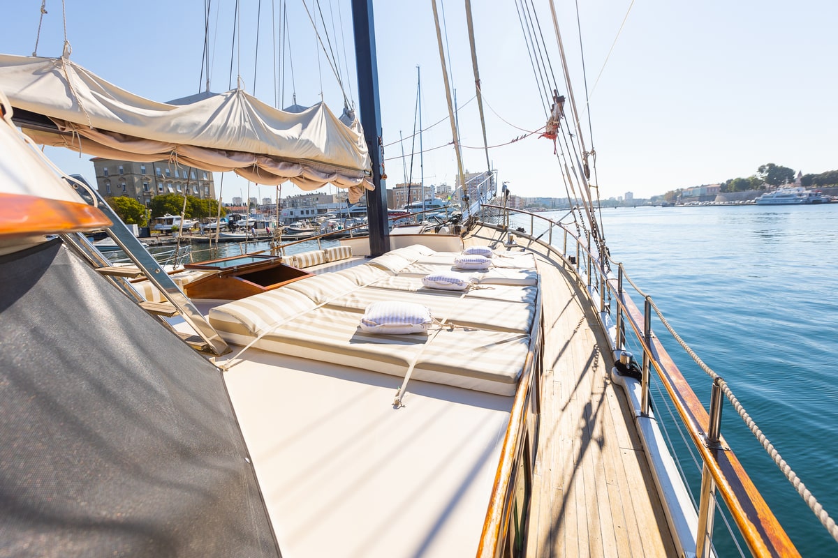 Gardelin charter yacht croatia