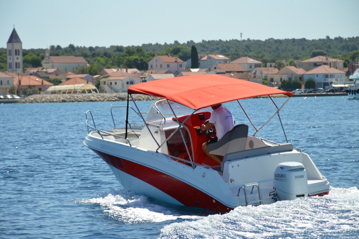 Motorni čoln MARINE TIME 556 OPEN CABIN Zadarska regija, Hrvaška 6