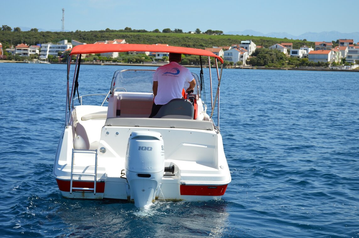 Motorni čoln MARINE TIME 556 OPEN CABIN Zadarska regija, Hrvaška 10