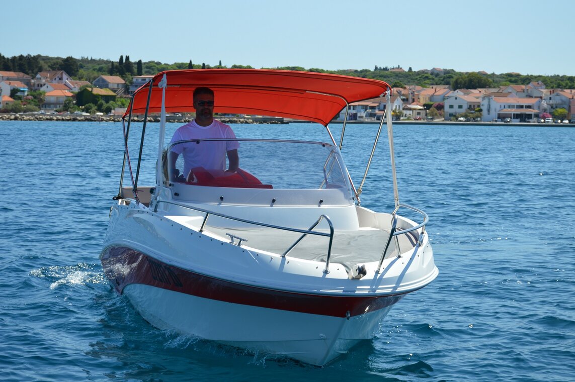 Motorni čoln Marine Time 565 Sundeck Zadarska regija, Hrvaška 3 thumbnail