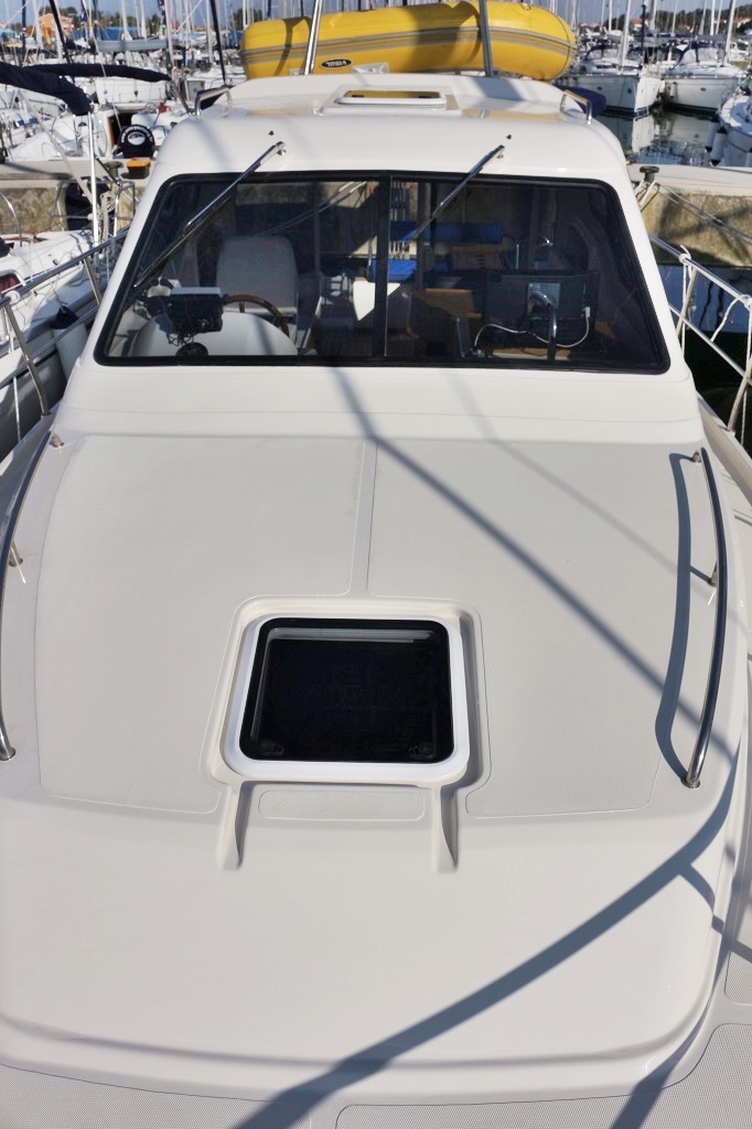 Motorni čoln Vektor 950 Zadarska regija, Hrvaška 7 thumbnail