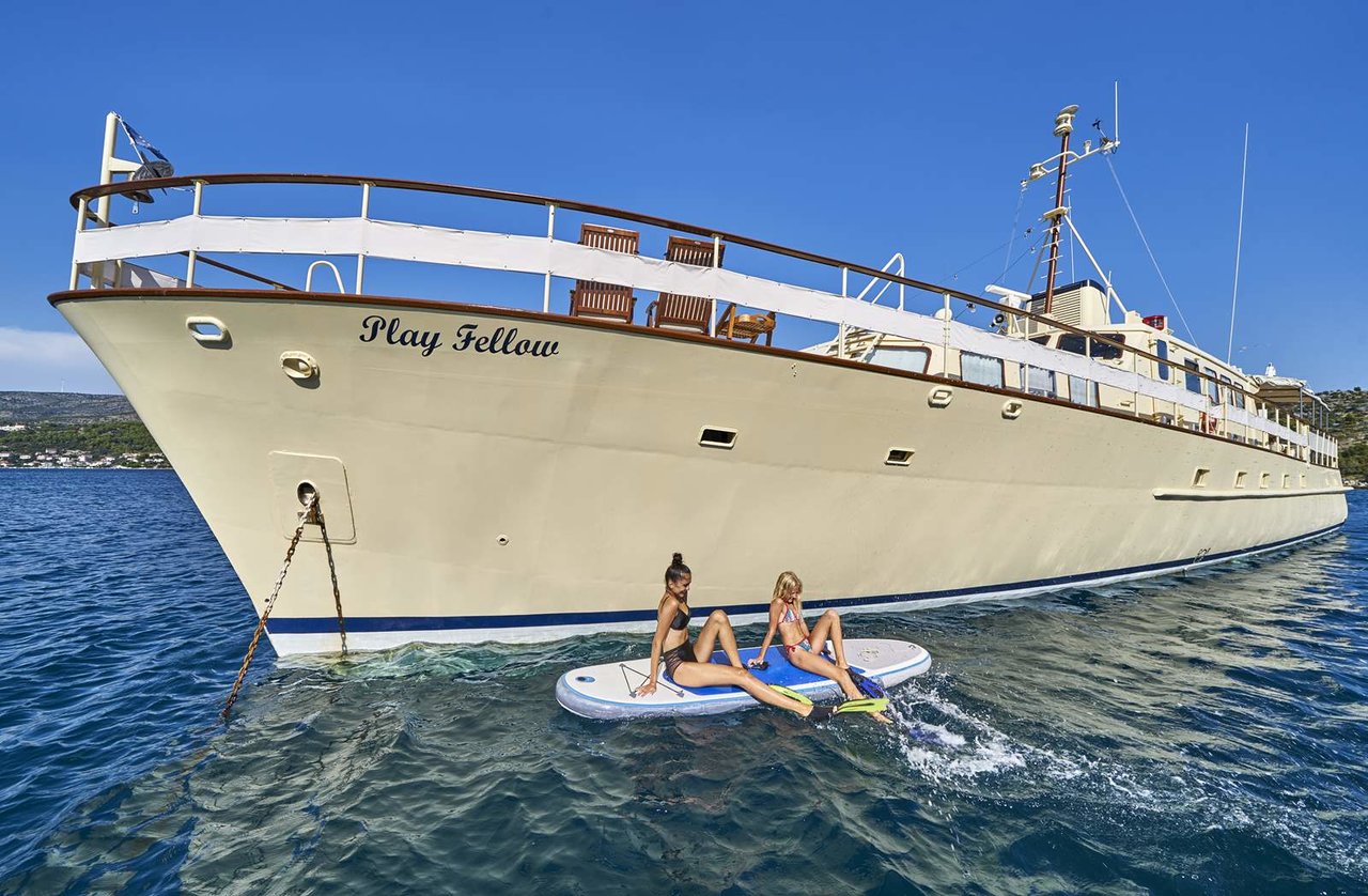 Play Fellow charter yacht croatia