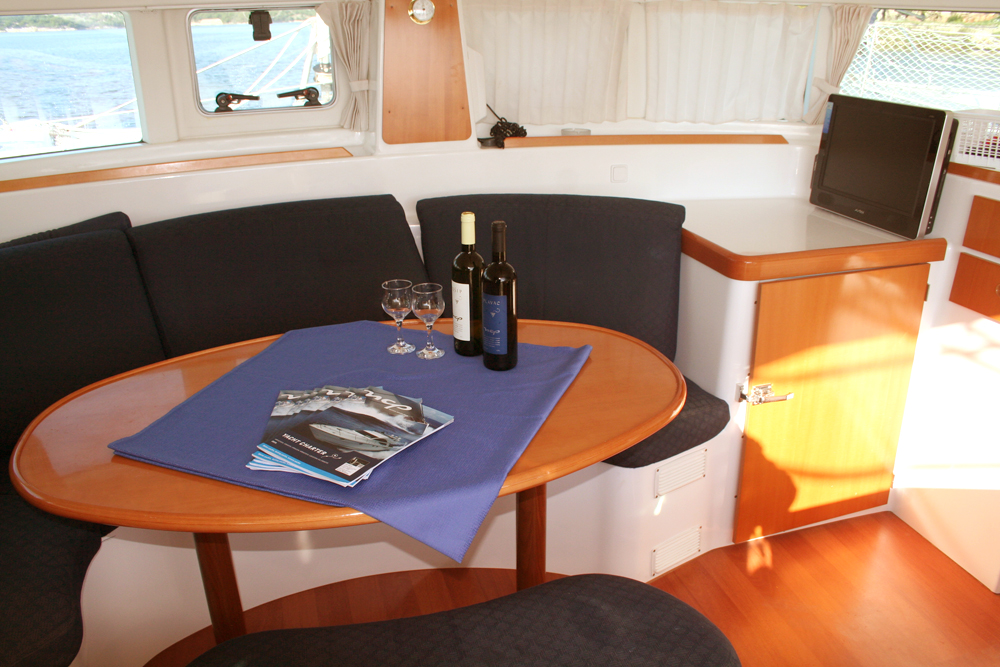 Twixie charter yacht croatia