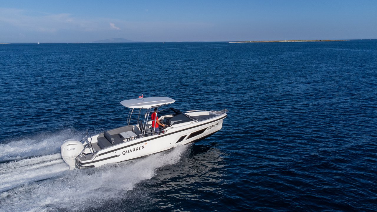 Motorni čoln Quarken 27 T-TOP Istra, Hrvaška 3 thumbnail