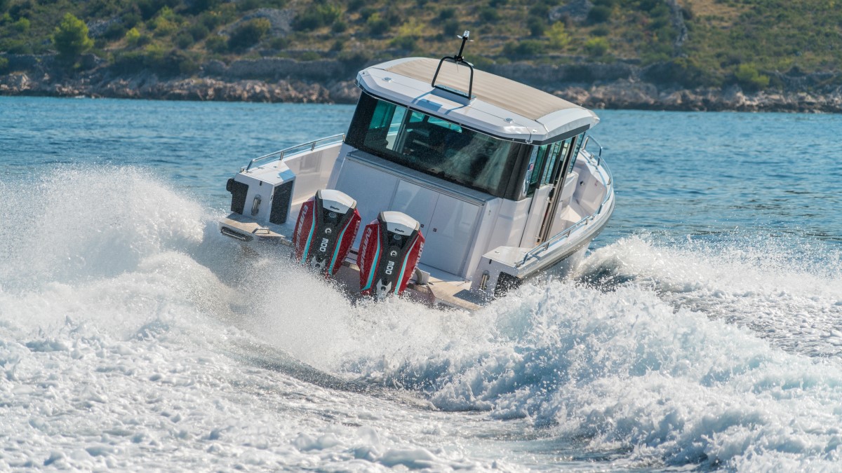 Motorni čoln Axopar 37 Cabin Split regija, Hrvaška 2 thumbnail