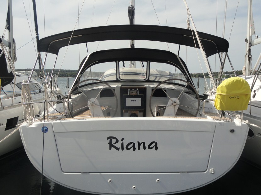 Hanse 385 - Riana